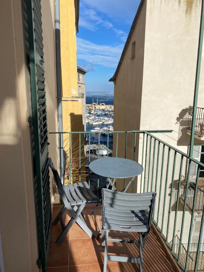 Appartement Climatise,Idealement Situe 100M Du Vieux Port. Bastia  Luaran gambar